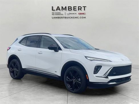 New 2025 Buick Envision Sport Touring image 7