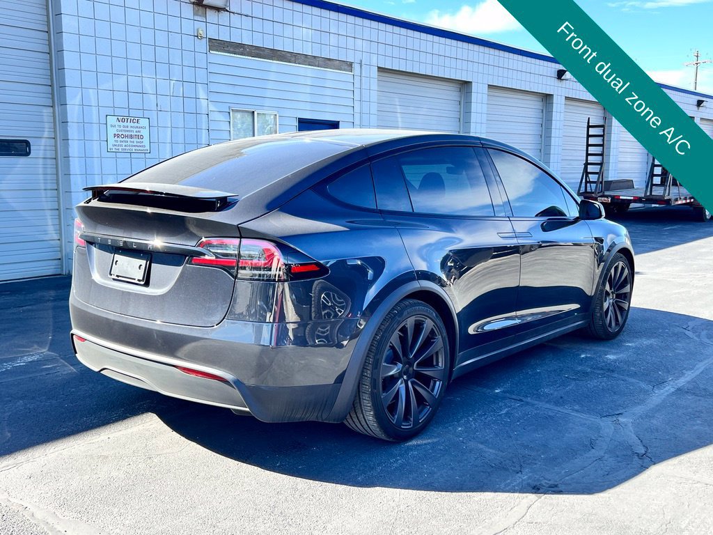 Used 2025 Tesla Model X AWD/4WD image 4