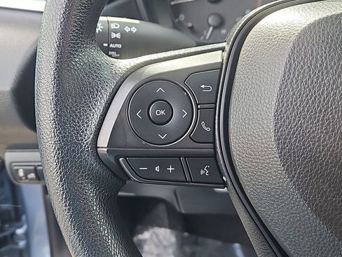 Used 2023 Toyota Corolla LE image 19