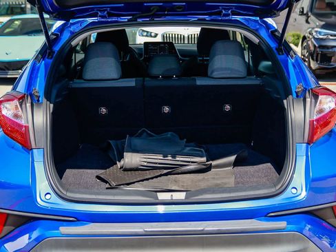 Used 2020 Toyota C-HR LE image 26