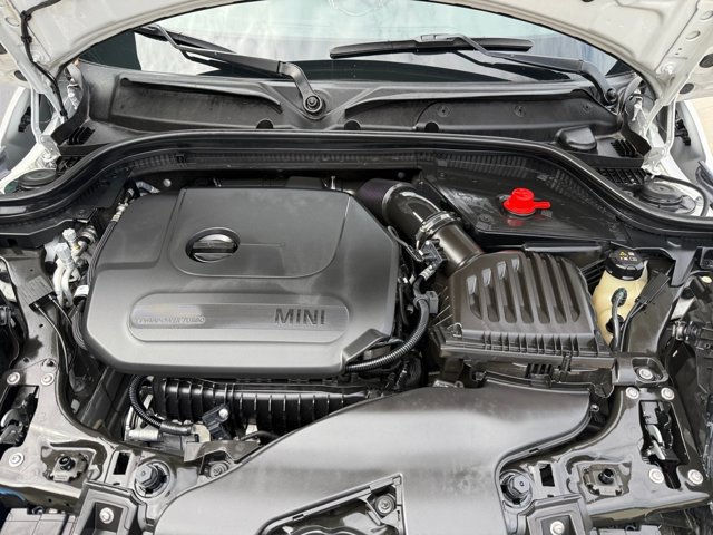 Used 2024 MINI Cooper 2-Door Hardtop FWD image 27