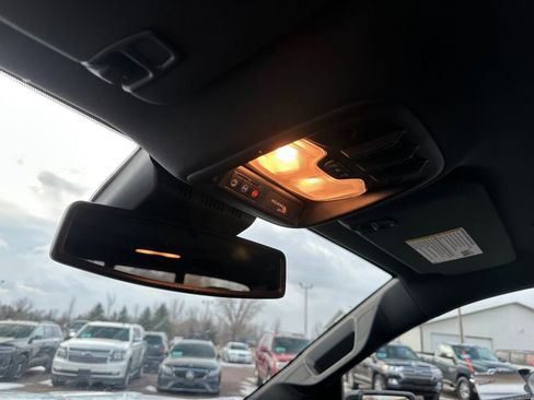 Used 2023 GMC Canyon AT4 image 19