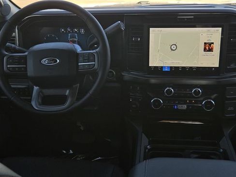 New 2026 Ford F250 Lariat w/ FX4 Off-Road Package image 4
