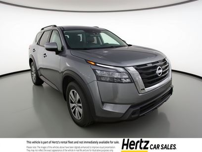 Used 2025 Nissan Pathfinder SV