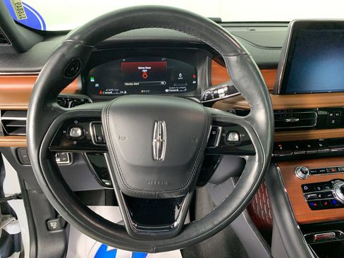Used 2020 Lincoln Aviator Reserve w/ Equipment Group 201A AWD/4WD image 22