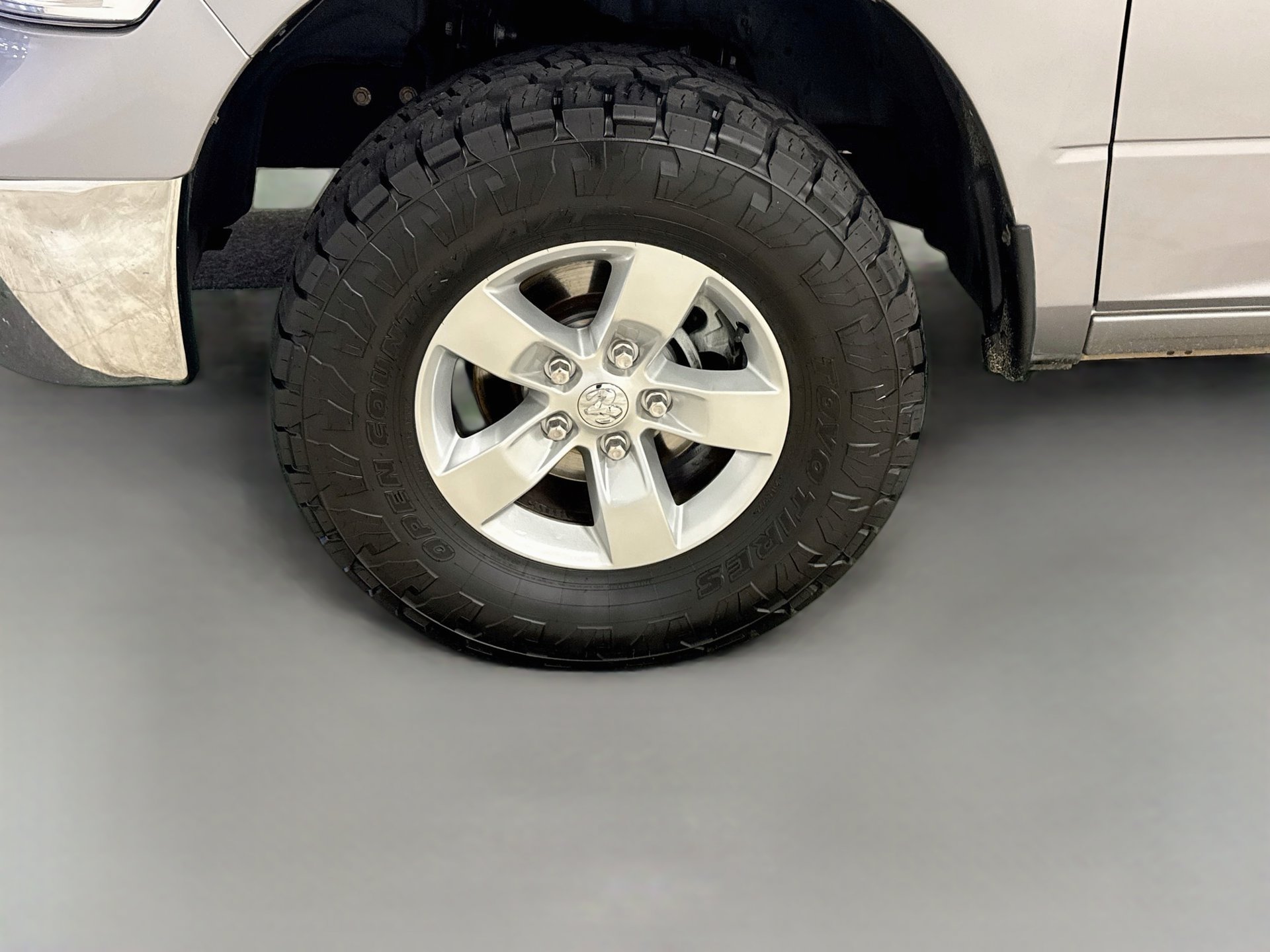 Used 2019 RAM 1500 Classic SLT RWD image 29