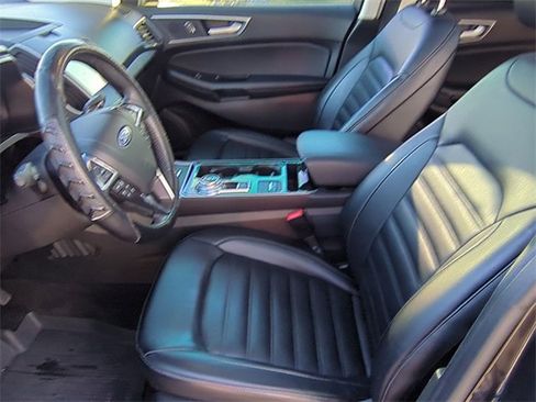 Used 2020 Ford Edge SEL w/ Convenience Package image 16
