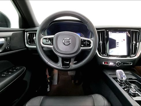 Used 2024 Volvo S60 B5 Plus w/ Climate Package AWD/4WD image 6