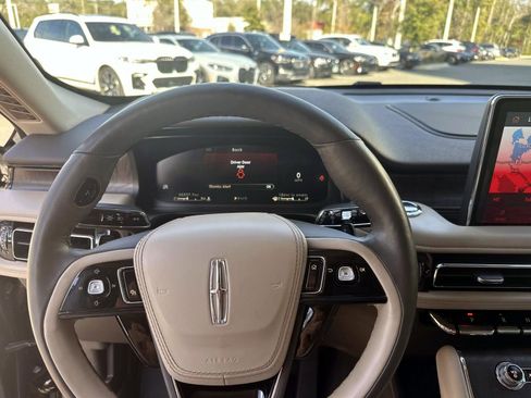 Used 2022 Lincoln Aviator Reserve w/ Equipment Group 201A image 27