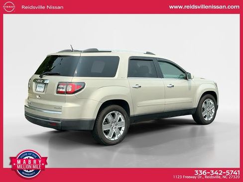 Used 2017 GMC Acadia Limited SLT AWD/4WD image 6