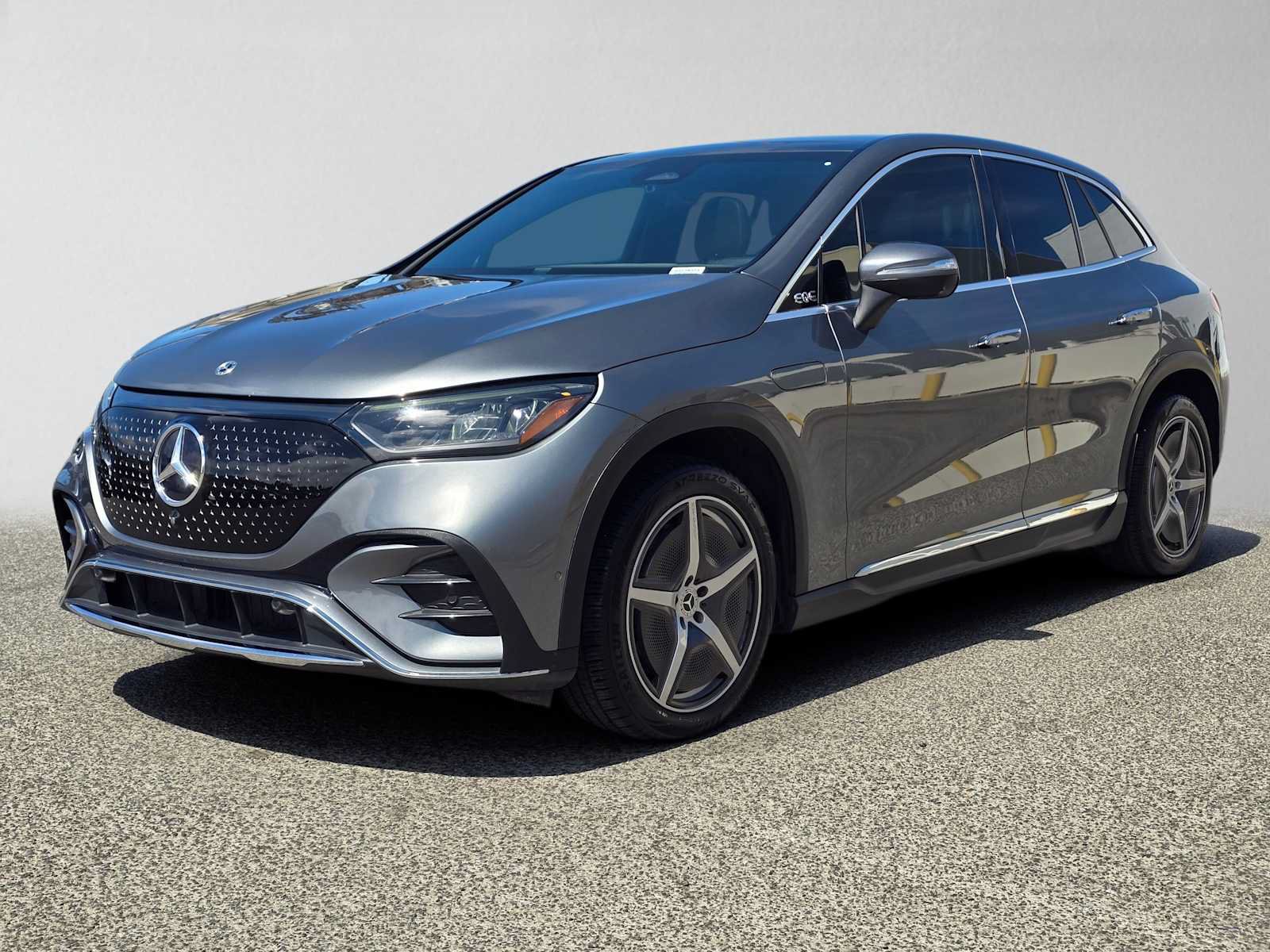 Used 2023 Mercedes-Benz EQE 350+ SUV w/ AMG Line Exterior Package image 8