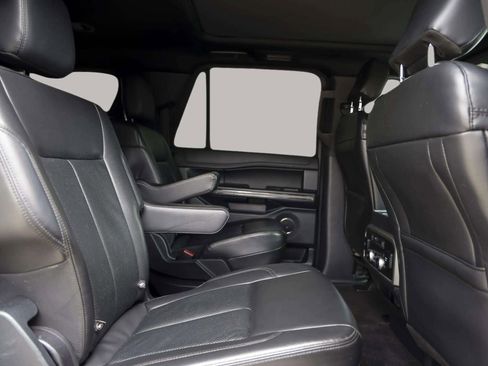 Used 2020 Ford Expedition Max XLT w/ Equipment Group 202A image 29