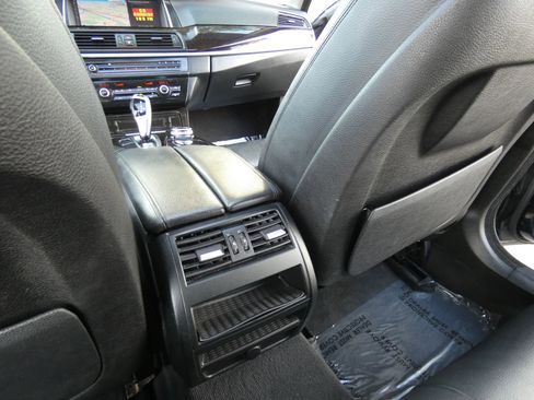 Used 2015 BMW 535i Sedan image 42