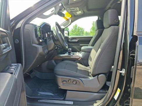 Used 2026 Chevrolet Silverado 1500 LT w/ Convenience Package II AWD/4WD image 14