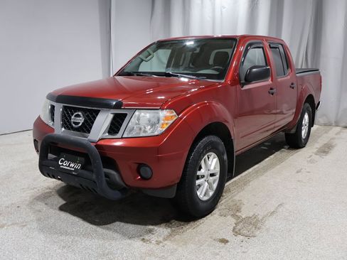 Used 2019 Nissan Frontier SV image 7