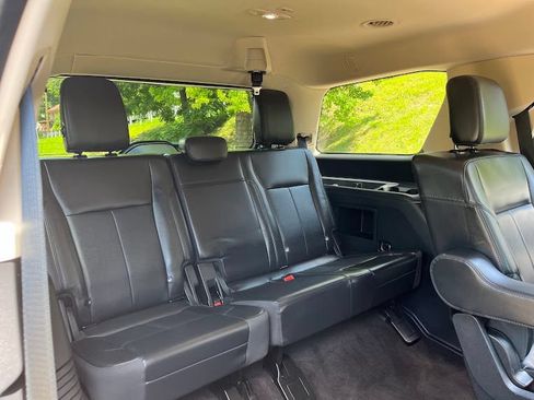 Used 2022 Ford Expedition XLT RWD image 36