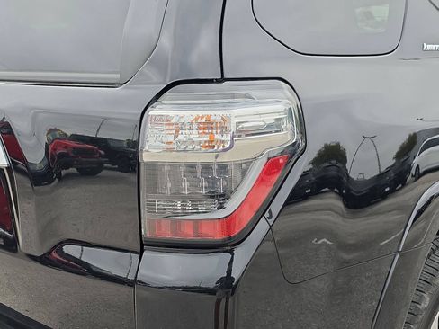 Used 2021 Toyota 4Runner Limited AWD/4WD image 14