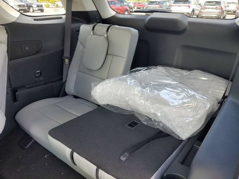 New 2026 Ford Explorer Active w/ Active Comfort Package AWD/4WD image 32