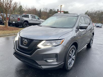 Used 2017 Nissan Rogue SL w/ SL Premium Package