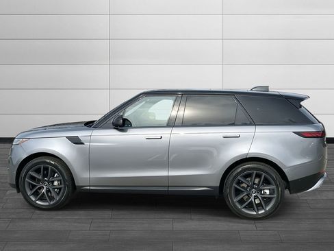 Used 2023 Land Rover Range Rover Sport SE image 2
