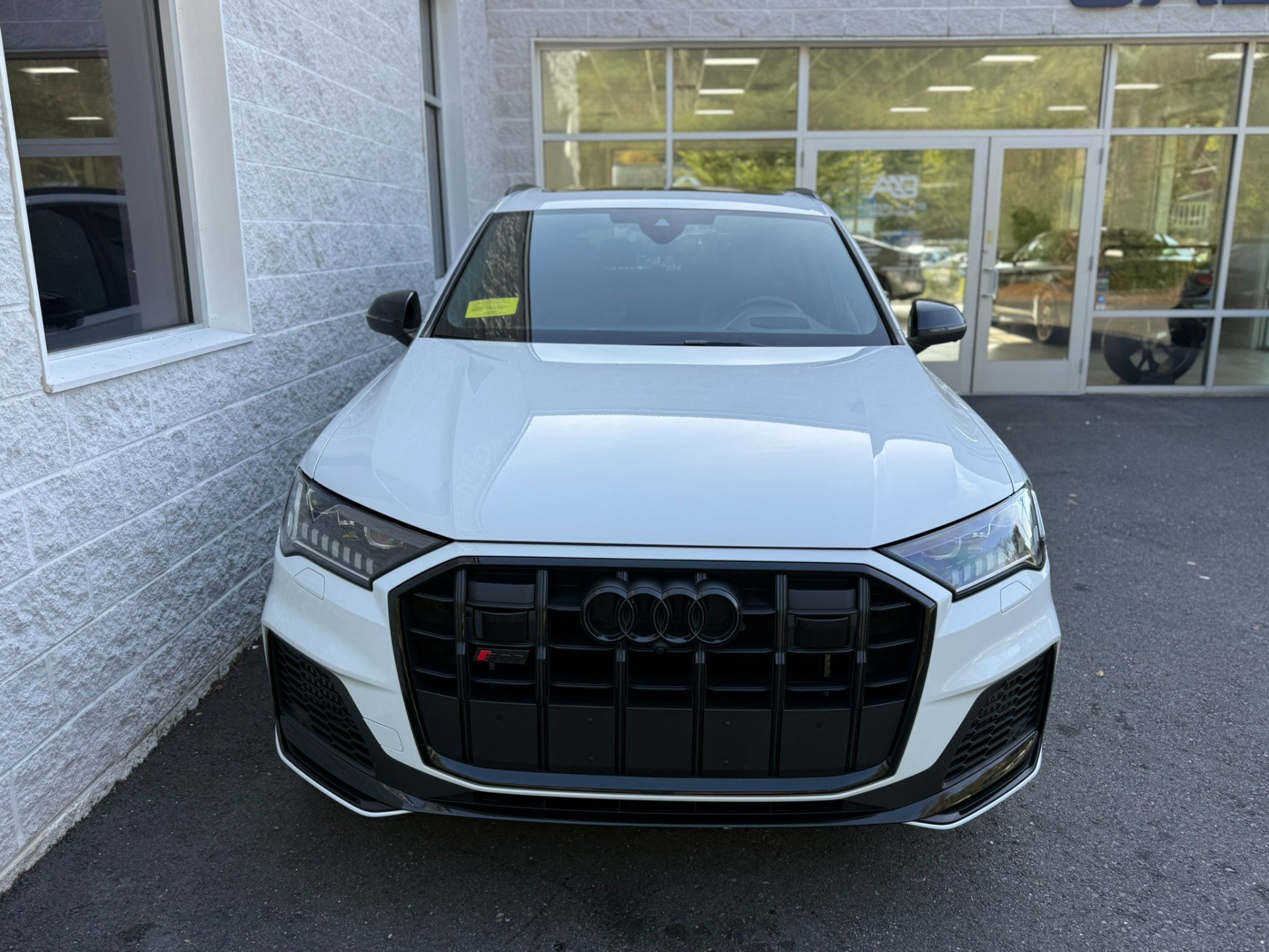 Used 2020 Audi SQ7 Prestige w/ Prestige Package AWD/4WD image 4