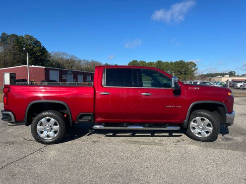Used 2020 Chevrolet Silverado 3500 LTZ w/ LTZ Plus Package image 10