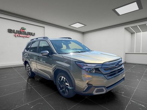 Certified 2025 Subaru Forester Limited AWD/4WD image 1