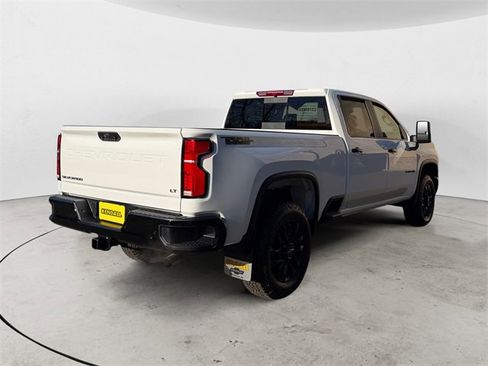 Used 2026 Chevrolet Silverado 3500 LT w/ Trail Boss Package image 5