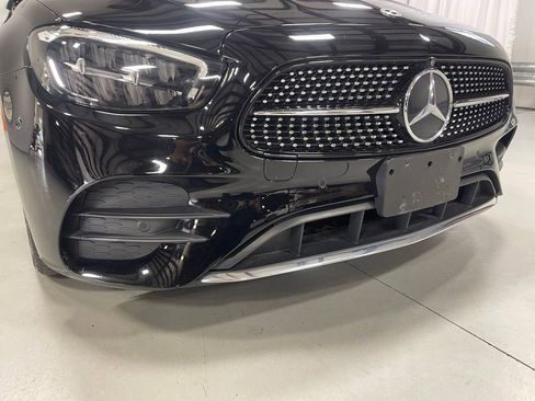 Used 2023 Mercedes-Benz E 350 4MATIC Sedan image 11
