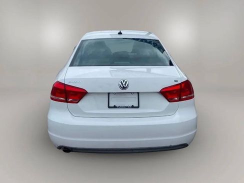 Used 2012 Volkswagen Passat 2.5 SE FWD image 5