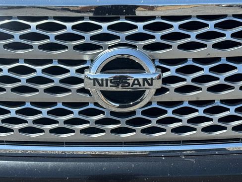 Used 2017 Nissan Titan SL AWD/4WD image 47