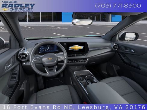New 2026 Chevrolet Equinox LT w/ Convenience Package II image 17