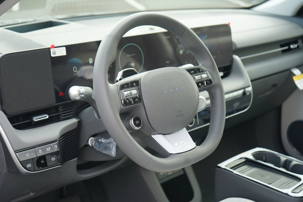 New 2027 Hyundai Ioniq 5 Limited AWD/4WD image 13