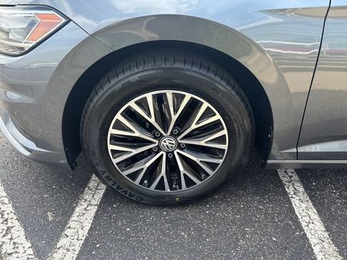 Used 2019 Volkswagen Jetta SE FWD image 27