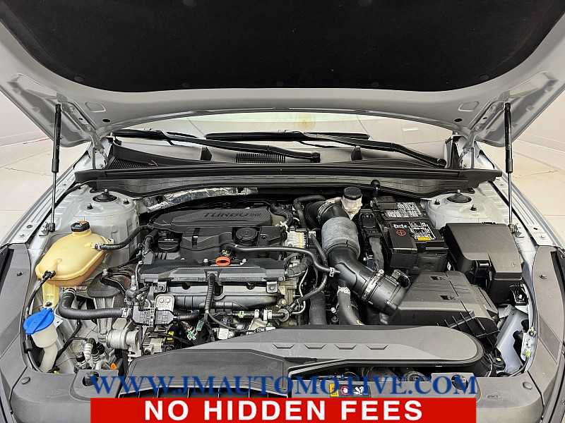 Used 2023 Kia K5 GT-Line AWD/4WD image 10