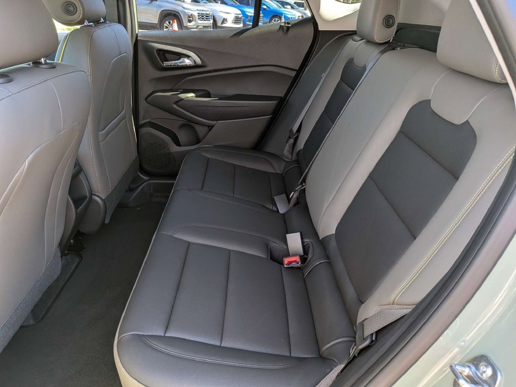 New 2026 Chevrolet Trax ACTIV w/ Driver Confidence Package FWD image 16