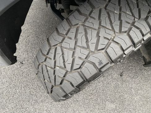 Used 2020 GMC Sierra 1500 SLT w/ SLT Premium Plus Package image 14