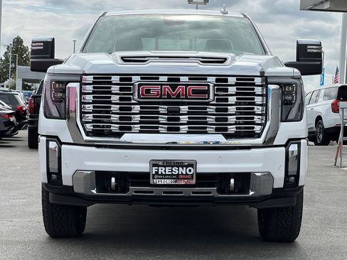 New 2026 GMC Sierra 2500 Denali AWD/4WD image 6