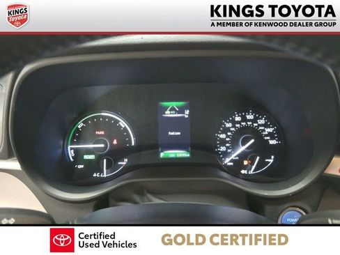 Certified 2024 Toyota Sienna XLE AWD/4WD image 22