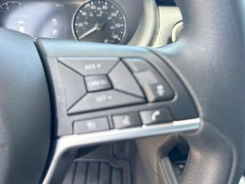 Used 2024 Nissan Kicks SV FWD image 26