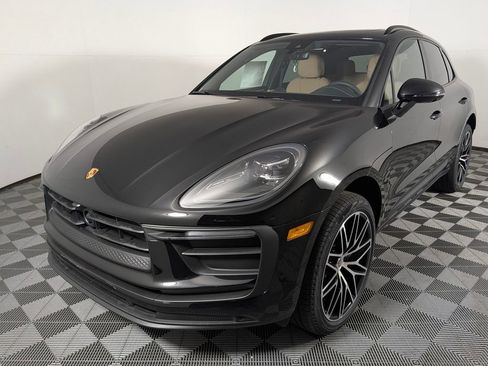 New 2026 Porsche Macan AWD/4WD image 1
