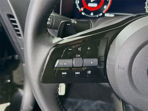 Certified 2025 Nissan Z Sport w/ Floor Mat Package image 20