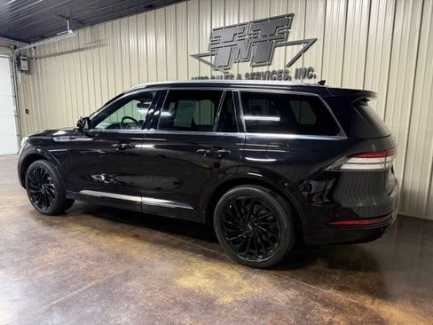 Used 2022 Lincoln Aviator Reserve w/ Equipment Group 201A AWD/4WD image 5