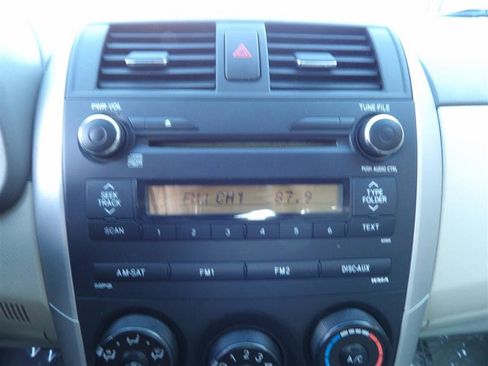 Used 2010 Toyota Corolla LE image 16