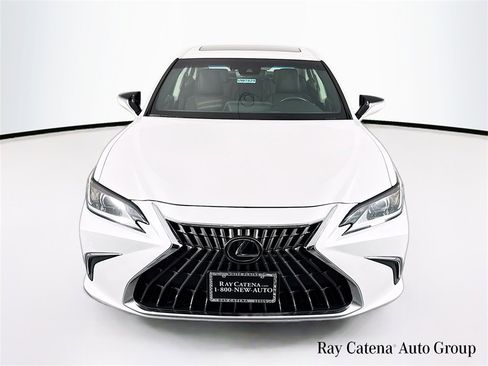Certified 2024 Lexus ES 350 w/ Premium Package image 2