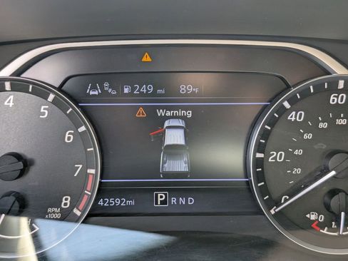 Used 2022 Nissan Frontier SV RWD image 33