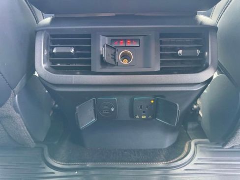 Certified 2022 Ford F150 Platinum w/ Equipment Group 701A High AWD/4WD image 66