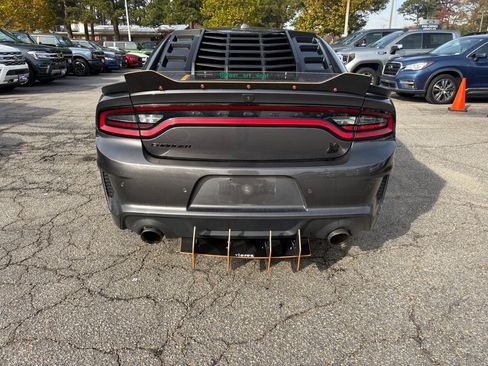 Used 2022 Dodge Charger Scat Pack image 6