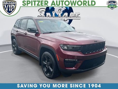 Used 2023 Jeep Grand Cherokee Limited w/ Black Appearance Package AWD/4WD image 1