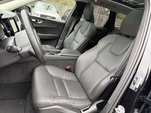 Certified 2025 Volvo XC60 B5 Plus image 16